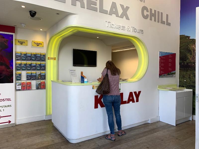 Kinlay Hostel Eyre Square Galway Bagian luar foto